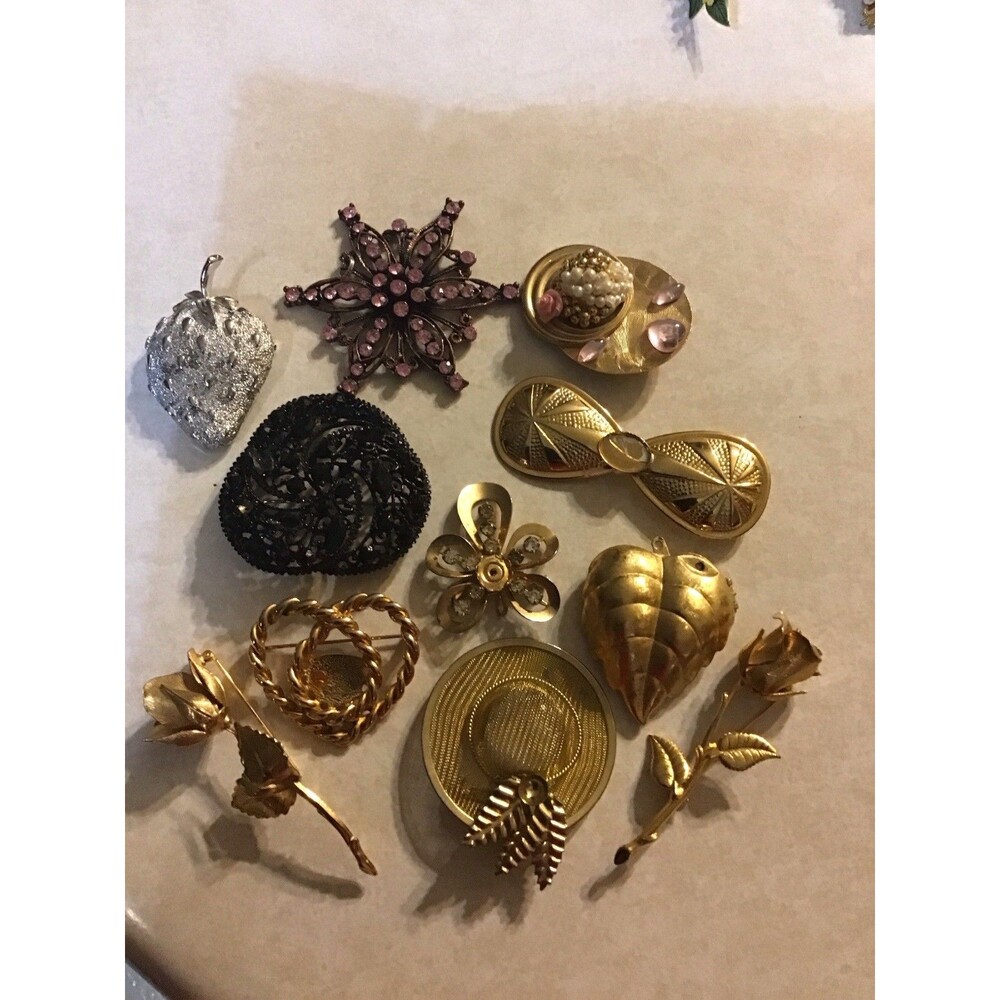 Lot of Broken Vintage Jewelry Crafting and Repair Brooches Roses - Picture 2 of 14